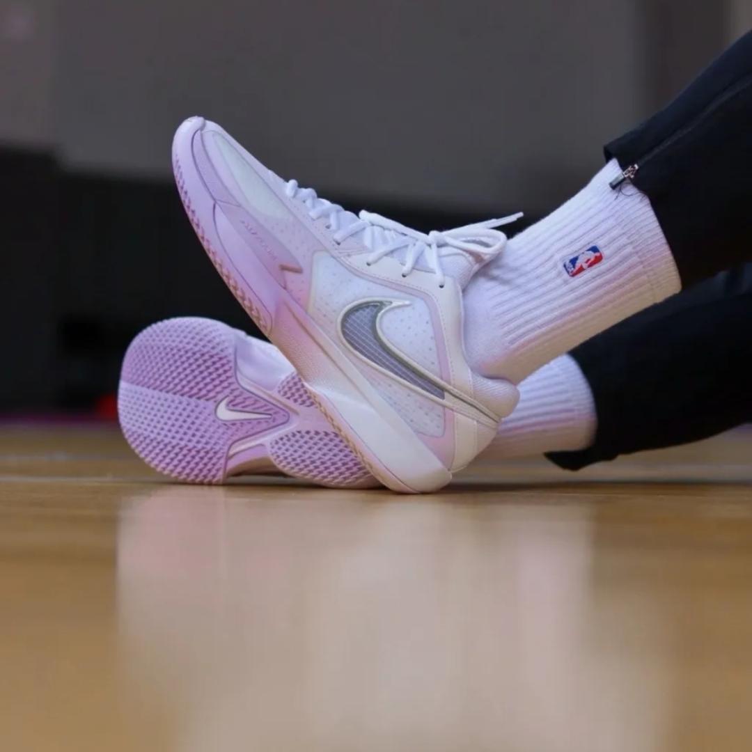 L新品 25cmナイキ エア ズーム GT カット クロスHF0231-100