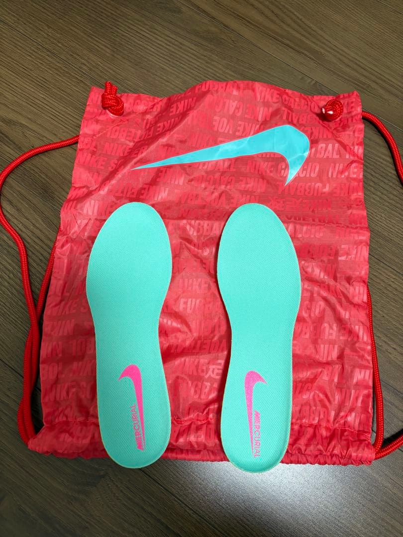 Nike Air Zoom サッカーシューズ ピンク