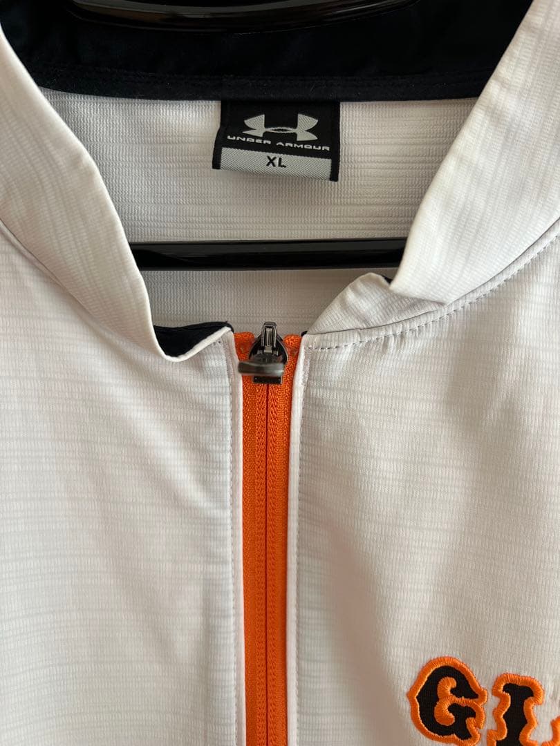 プロ野球 巨人 読売ジャイアンツ 半袖ハーフジップジャケット XL