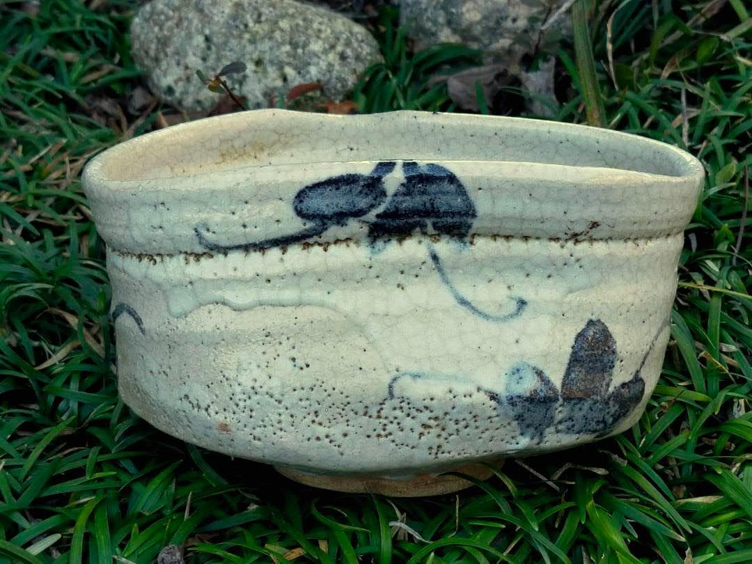 ♥美濃焼　志野　茶碗　桐箱　仕覆　付き　骨董品