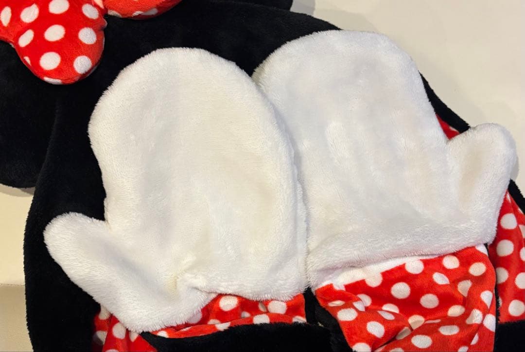 黒*使様 ミニー　マフラーキャップ　ディズニー