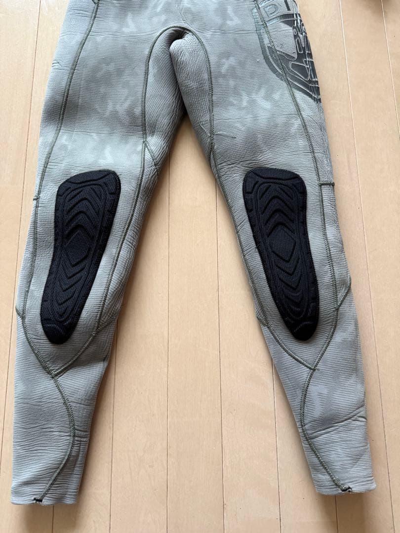 BODY GLOVE 5mm フルスーツ L グレー