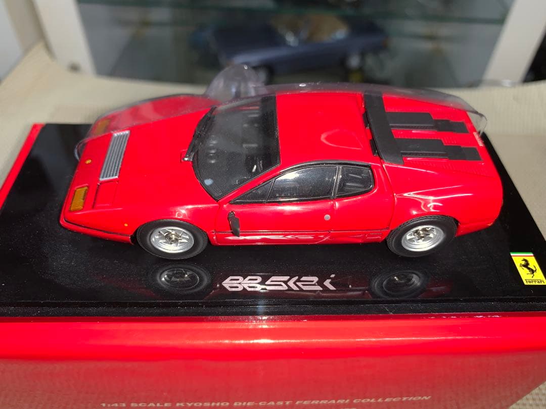 京商 1/43 フェラーリ 512BBi
