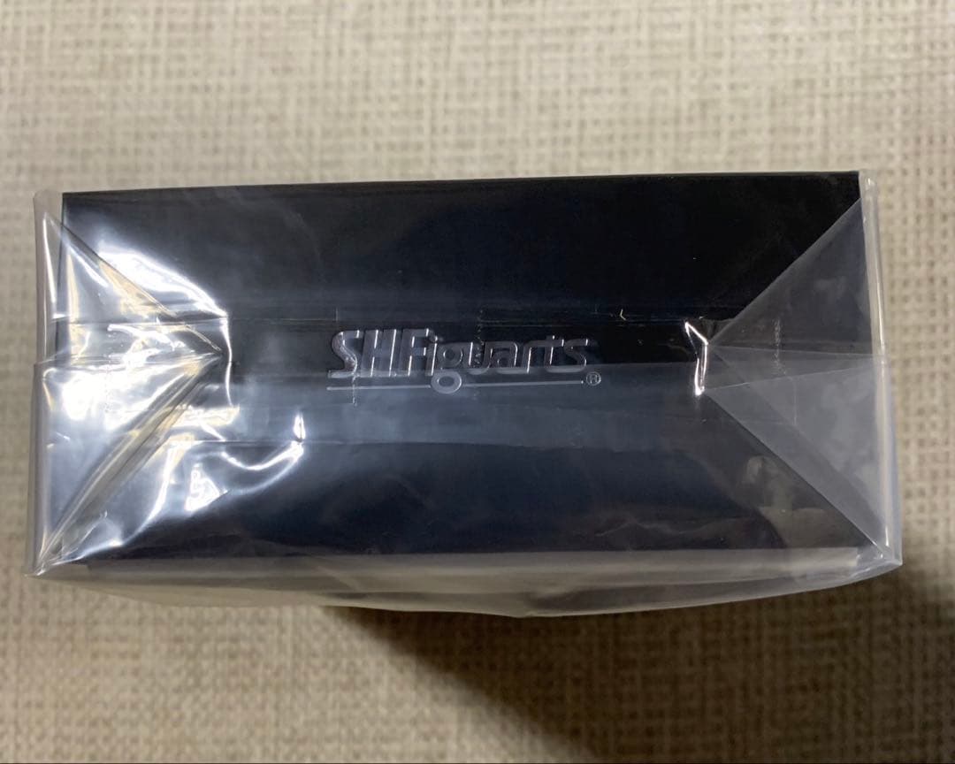 S.H.F 真骨彫製法 仮面ライダークウガ マイティフォーム ディケイドver.