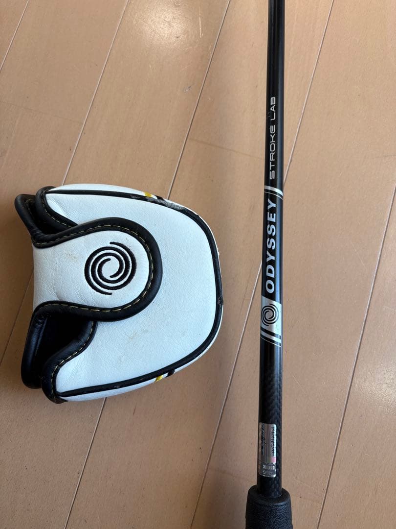 ODYSSEY STROKE LAB パター ヘッドカバー付き