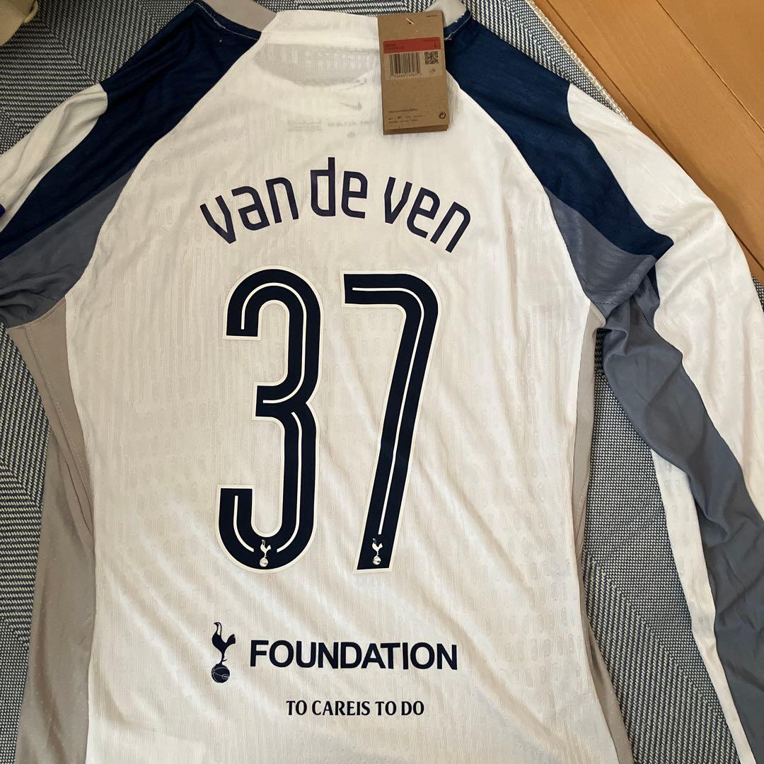 トッテナム・ホットスパー van de ven 37 長袖シャツ