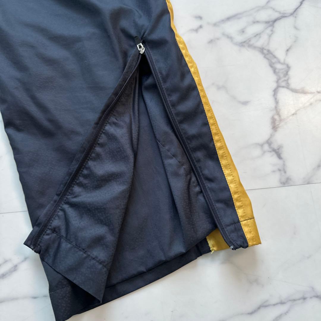 Mizuno Proウインドブレイカー　　上下セット ネイビー/ゴールド