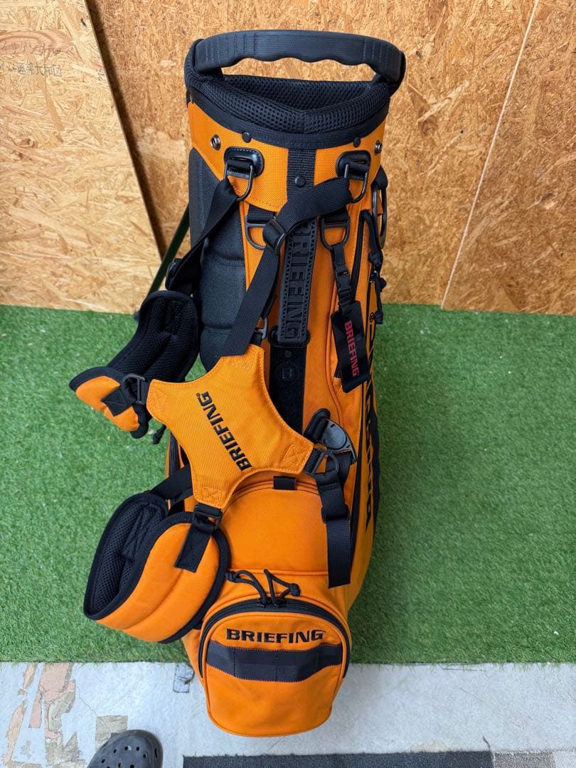 『美品』ブリーフィング　キャディバッグ オレンジ