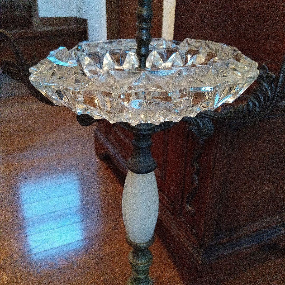 アンティーク ヨーロピアンクリスタルガラス スタンド灰皿