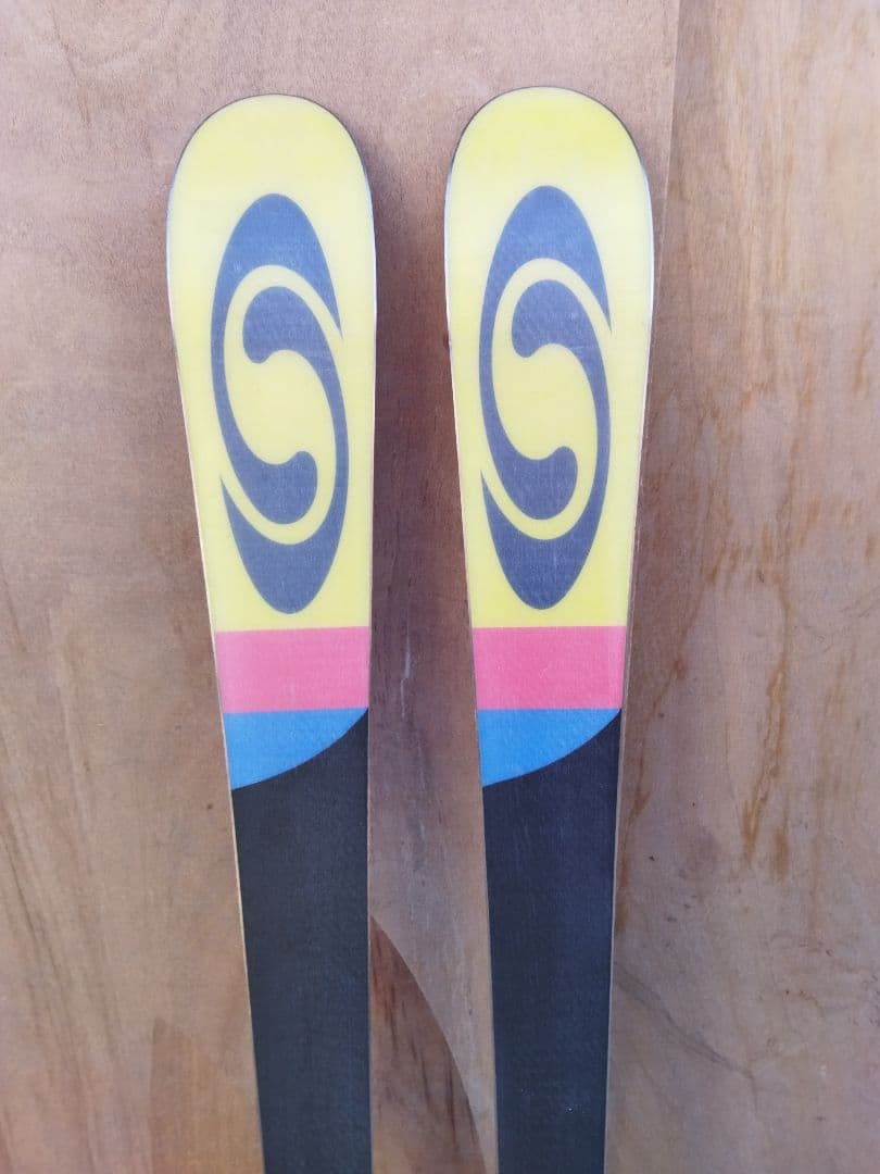 サロモン　SALOMON　EQUIPE 3V スキー板 レッド/イエロー