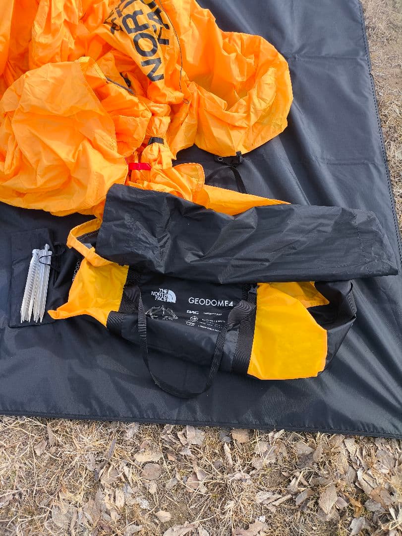 ノースフェイス　ジオドーム4