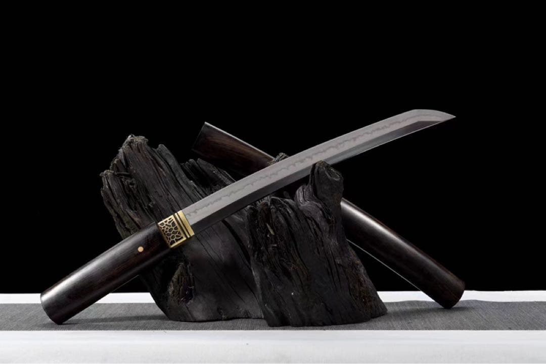 檀木居合刀 刀装具 日本刀 模造刀 武具 舞踊刀 鎧通し 短刀 互目丁子焼き