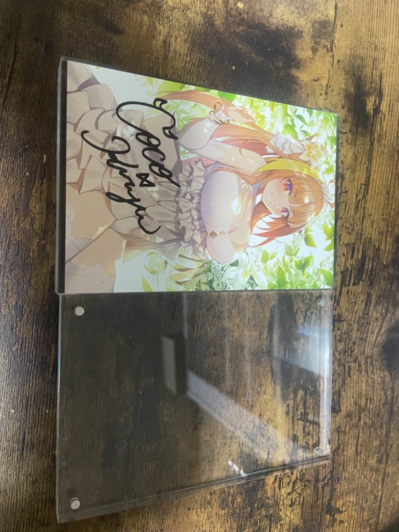 桐生ココセット　桐生会ピンバッジ　直筆サイン　ポストカード