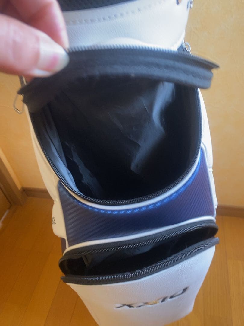 XXIO キャディバッグ ホワイト/ネイビー