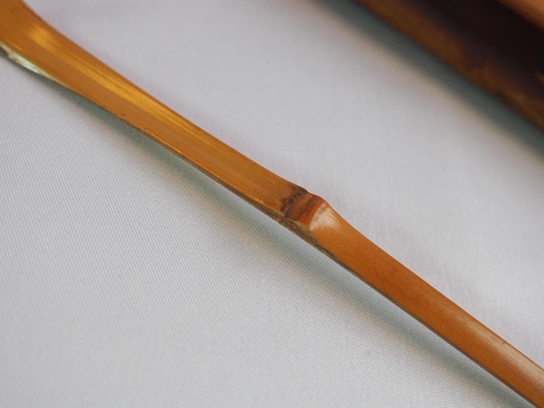 大徳寺503世管長 瑞巌宗碩自作『竹茶杓』銘：袖の露（共箱・共筒）鵬雲斎得度の師