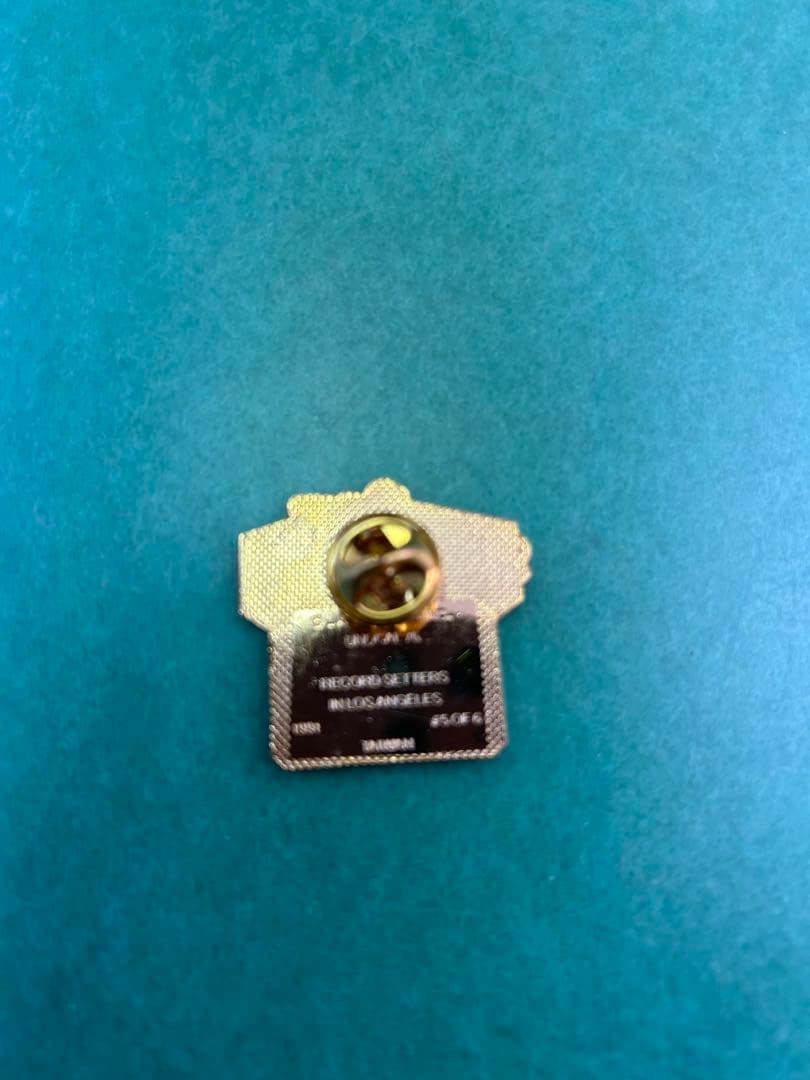 ドジャーズ　ピンバッジ