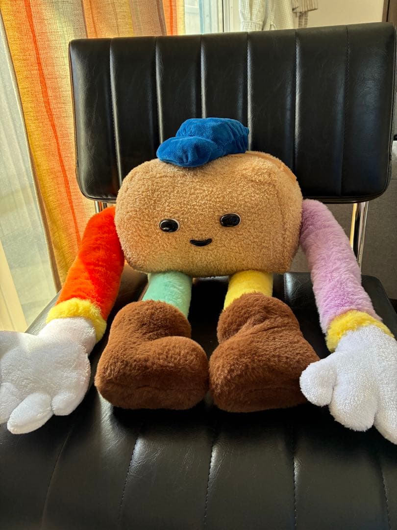 カラフルパン型ぬいぐるみ 約30cm おふとん天国