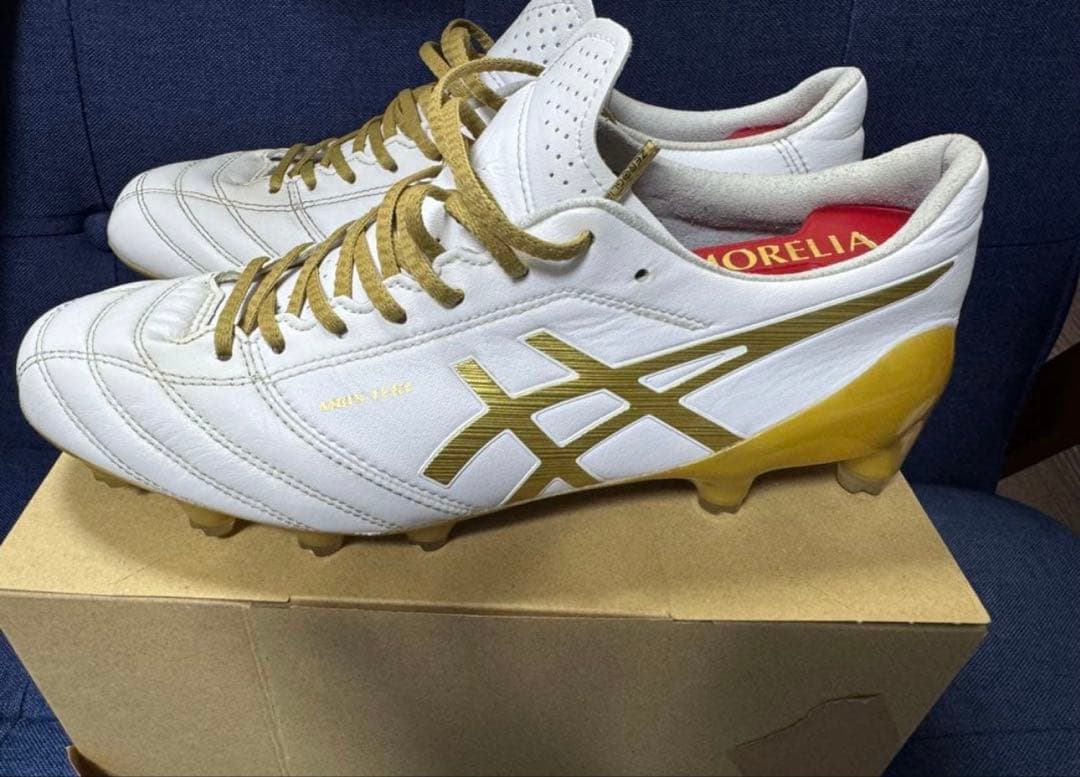 ミ*ル様 ASICS サッカースパイク　DS Light X-FLY 4ホワイト