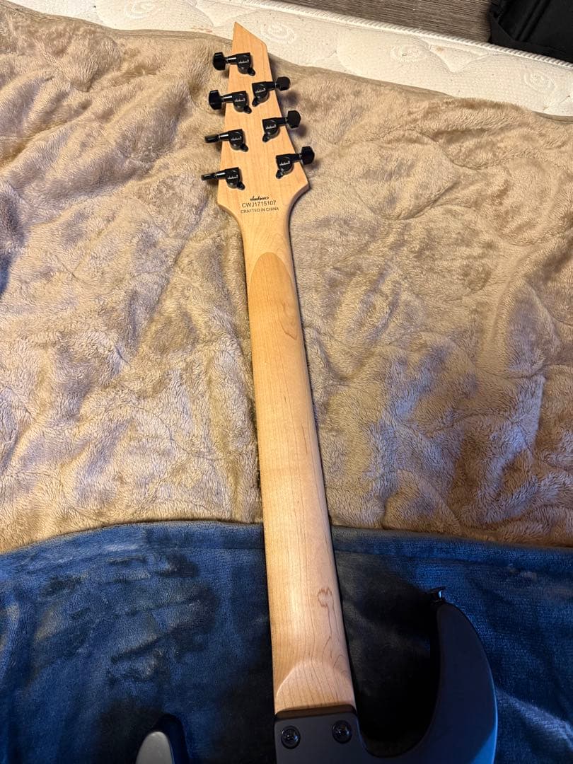 Jackson JS22-7 SatinBlack 7弦ギター