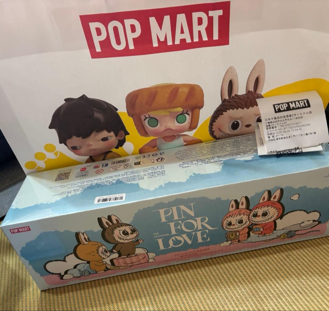 ジ*ン様 【正規品】LABUBU PIN FOR LOVE イニシャルキーホルダ