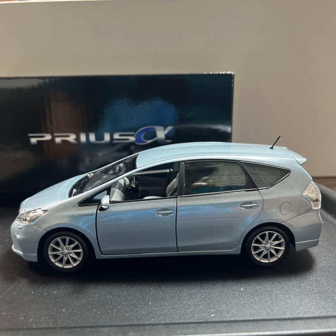 非売品　トヨタ　プリウスα カラーサンプル　クリアーストリームメタリック