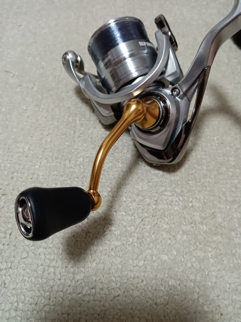 ダイワ２１フリームス2000S XH 未使用カスタム品　スプール付