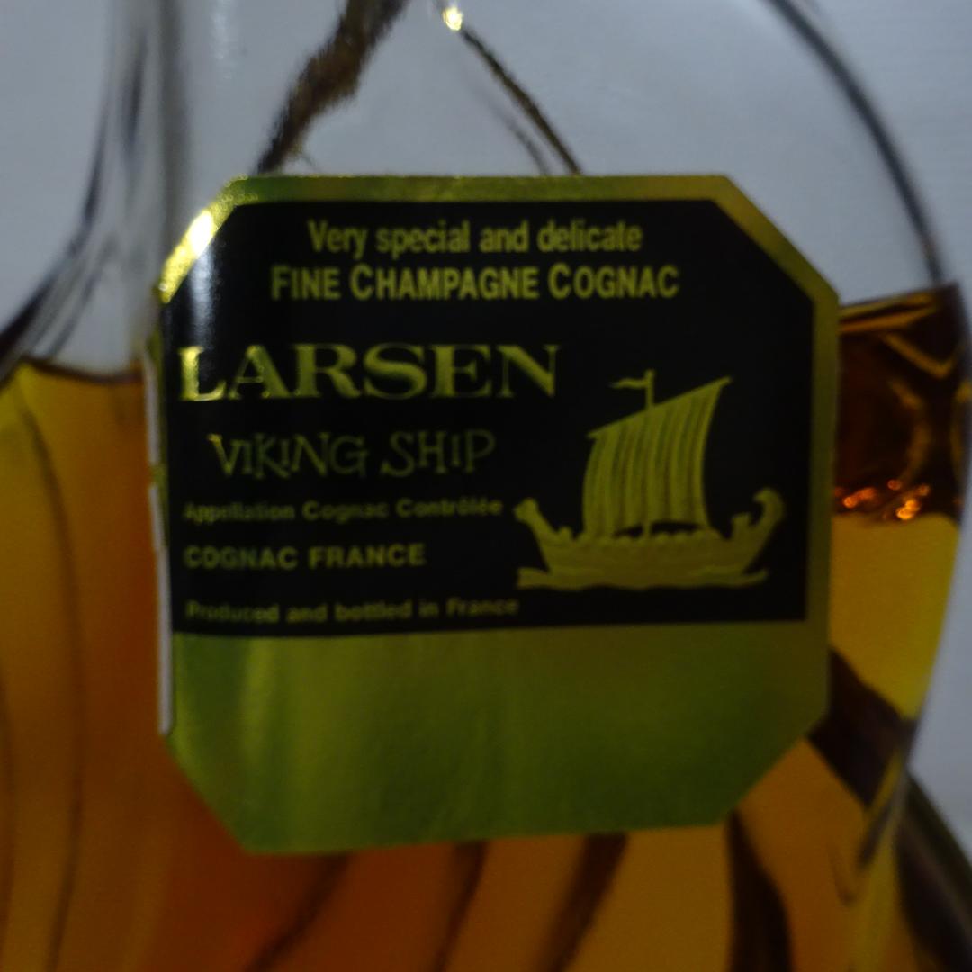 Larsen Invincible ブランデー 船型ボトル 3本