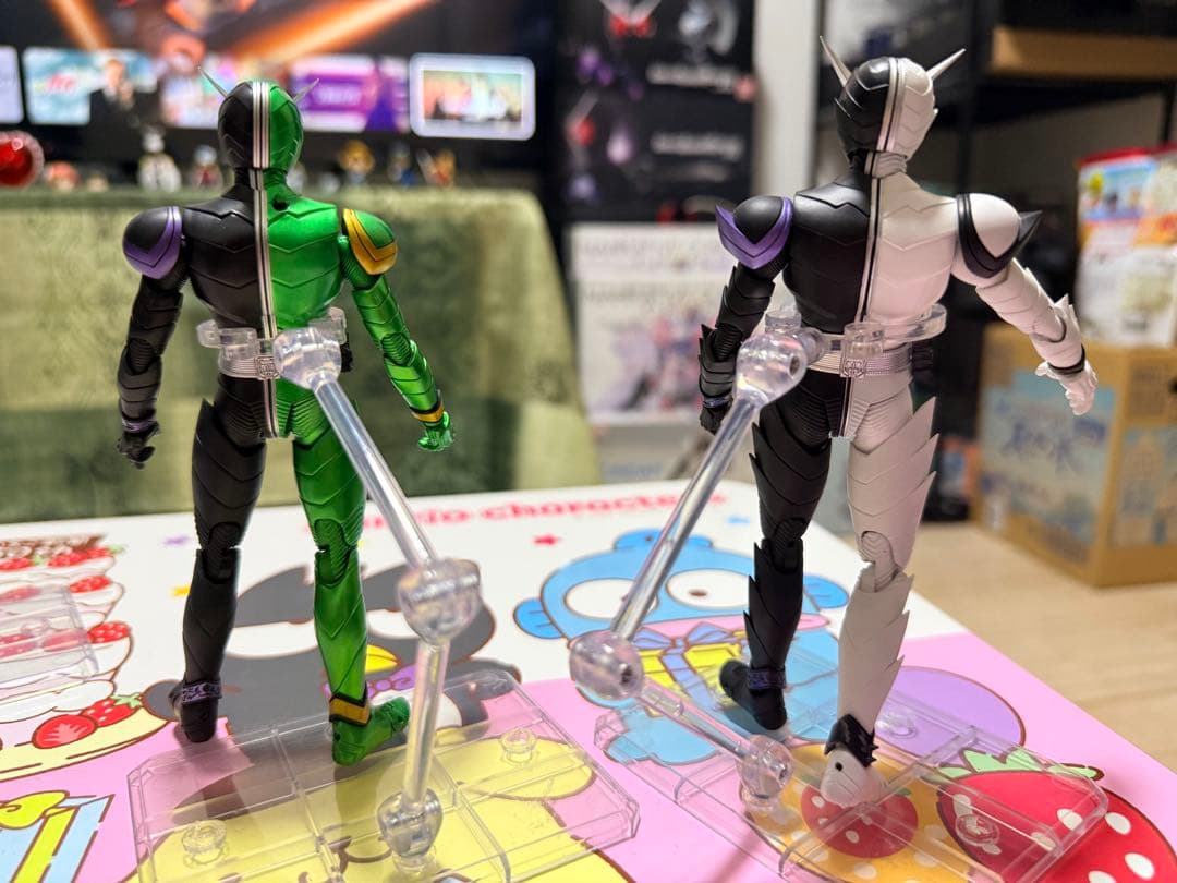 真骨彫　仮面ライダーW サイクロンジョーカー+ファングジョーカー