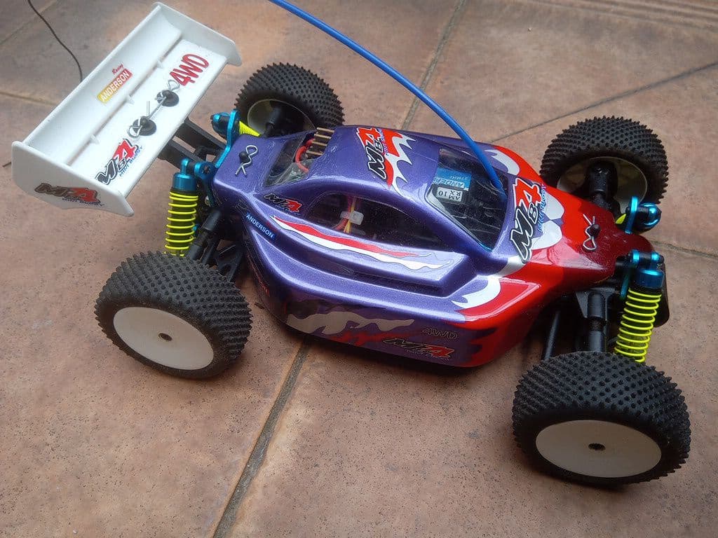 ヨコモ　MB4 1/18 ミニバギー　ラジコン