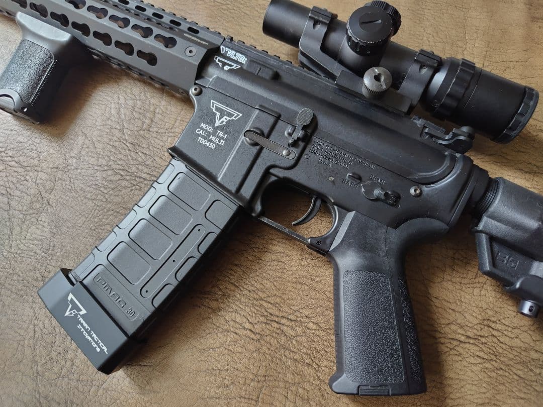 東京マルイ　スタンダード M4 ジョン・ウィック　TR−1風カスタム