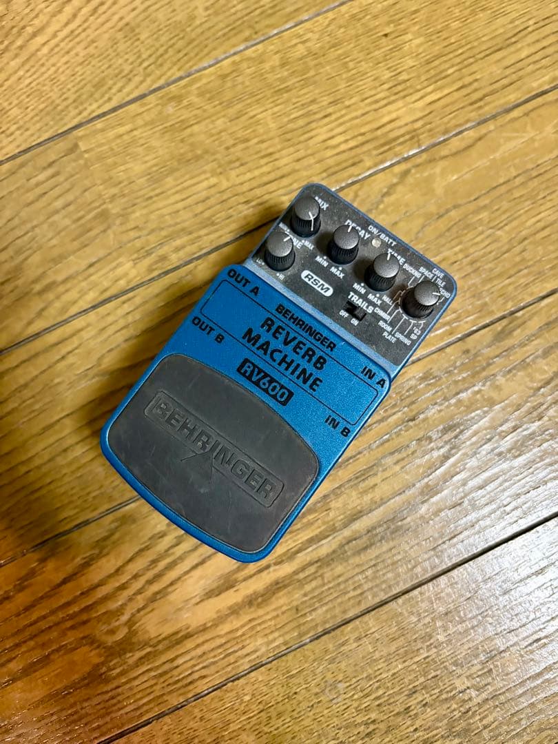 ベリンガー　リバーブマシーン　エフェクター