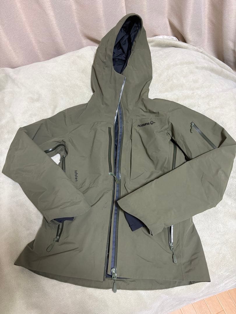 NORRONA ノローナ　Gore-tex ジャケット