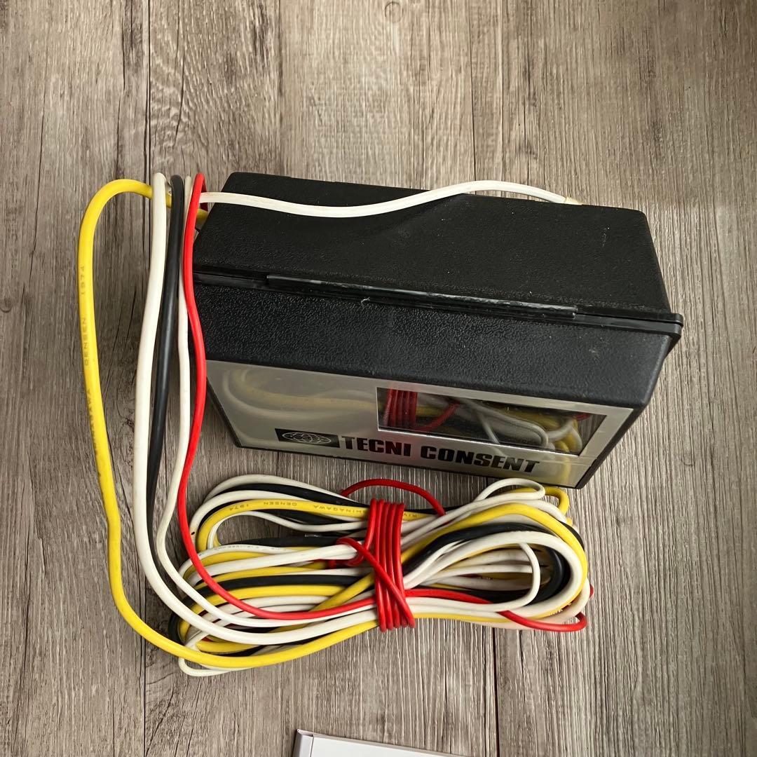 E壁【希少・当時物】TECNI CONSENT テクニコンセント カー電源