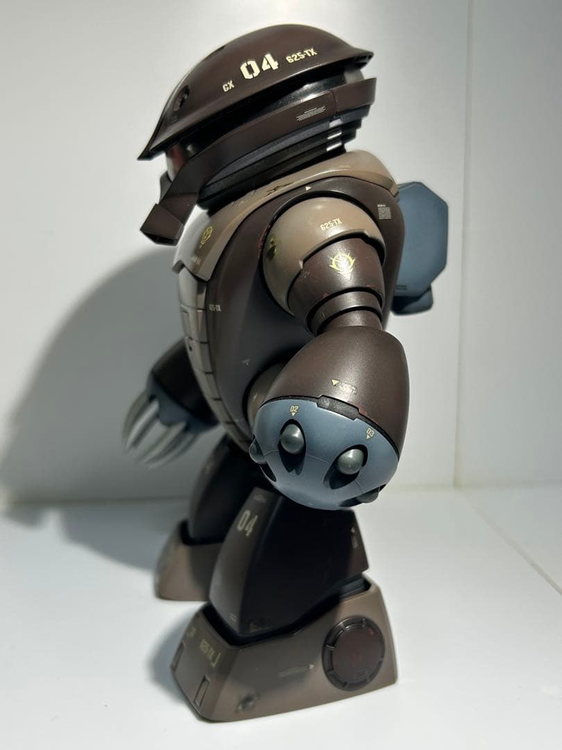 プラモデル　ガンプラ　模型　組立済　1/100 MG アッガイ　全塗装完成品