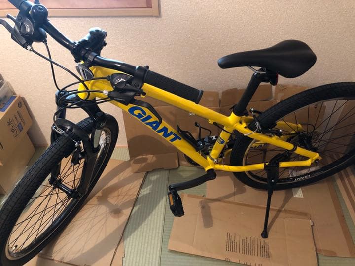 埼玉北部　直接引取り　　美品　ジャイアント