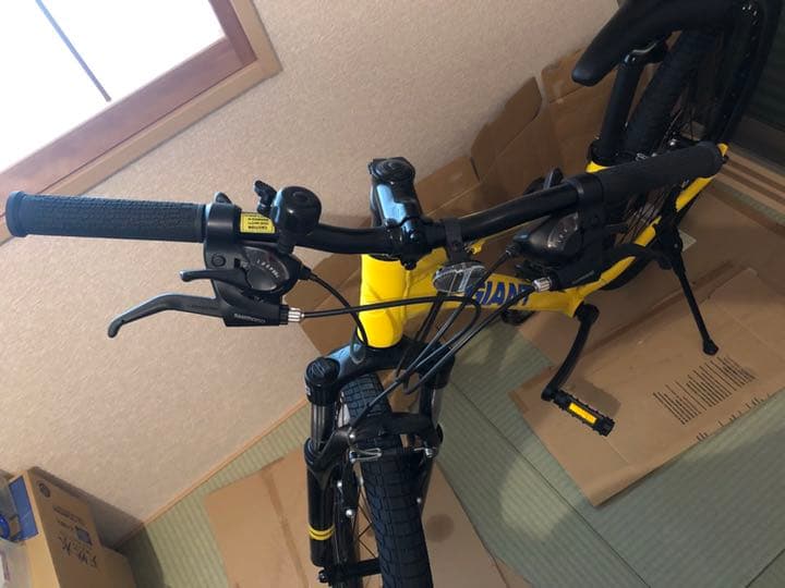 埼玉北部　直接引取り　　美品　ジャイアント