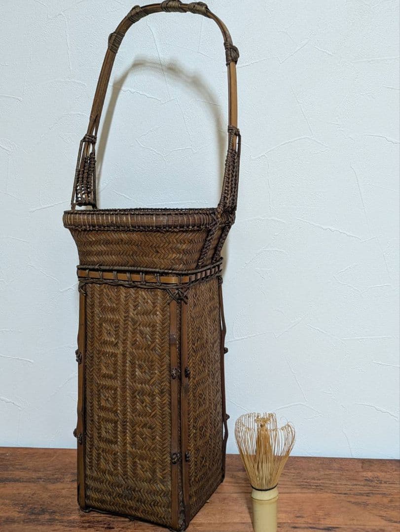 JAPANESE BAMBOO BASKET 煤竹花籠 提籠 花篭 花器 花入