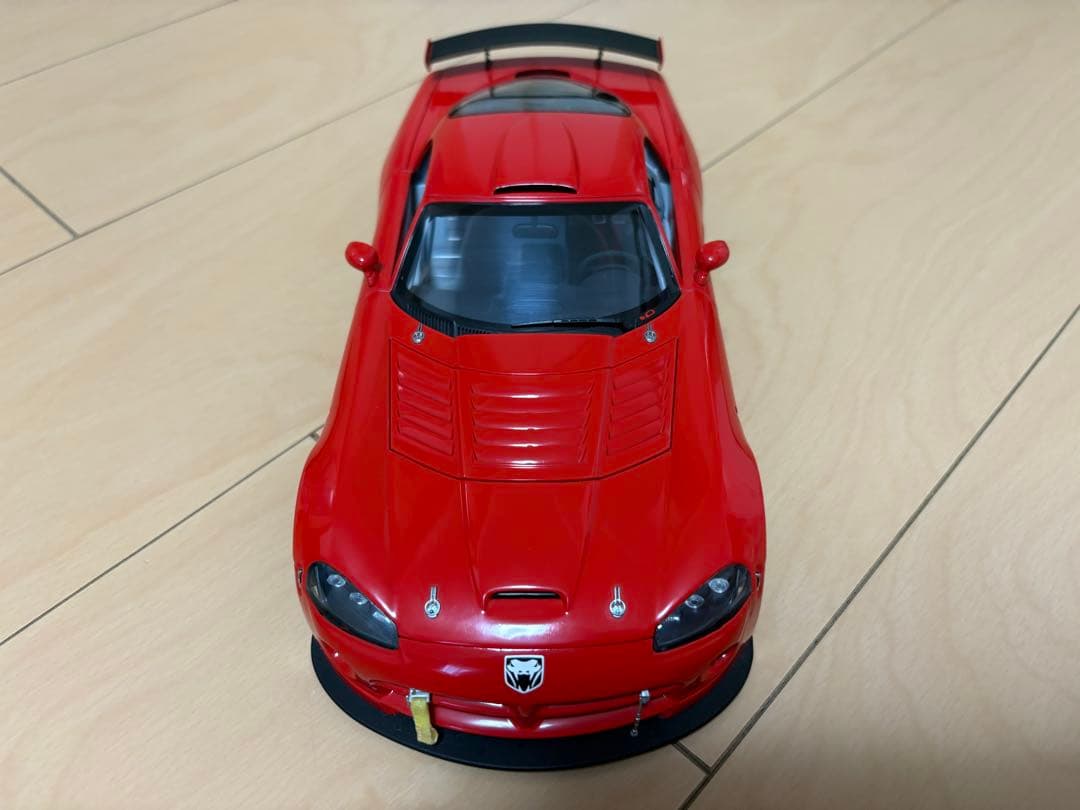 美品　1/18 オートアート ダッジ バイパー コンペティションプレーンボディ