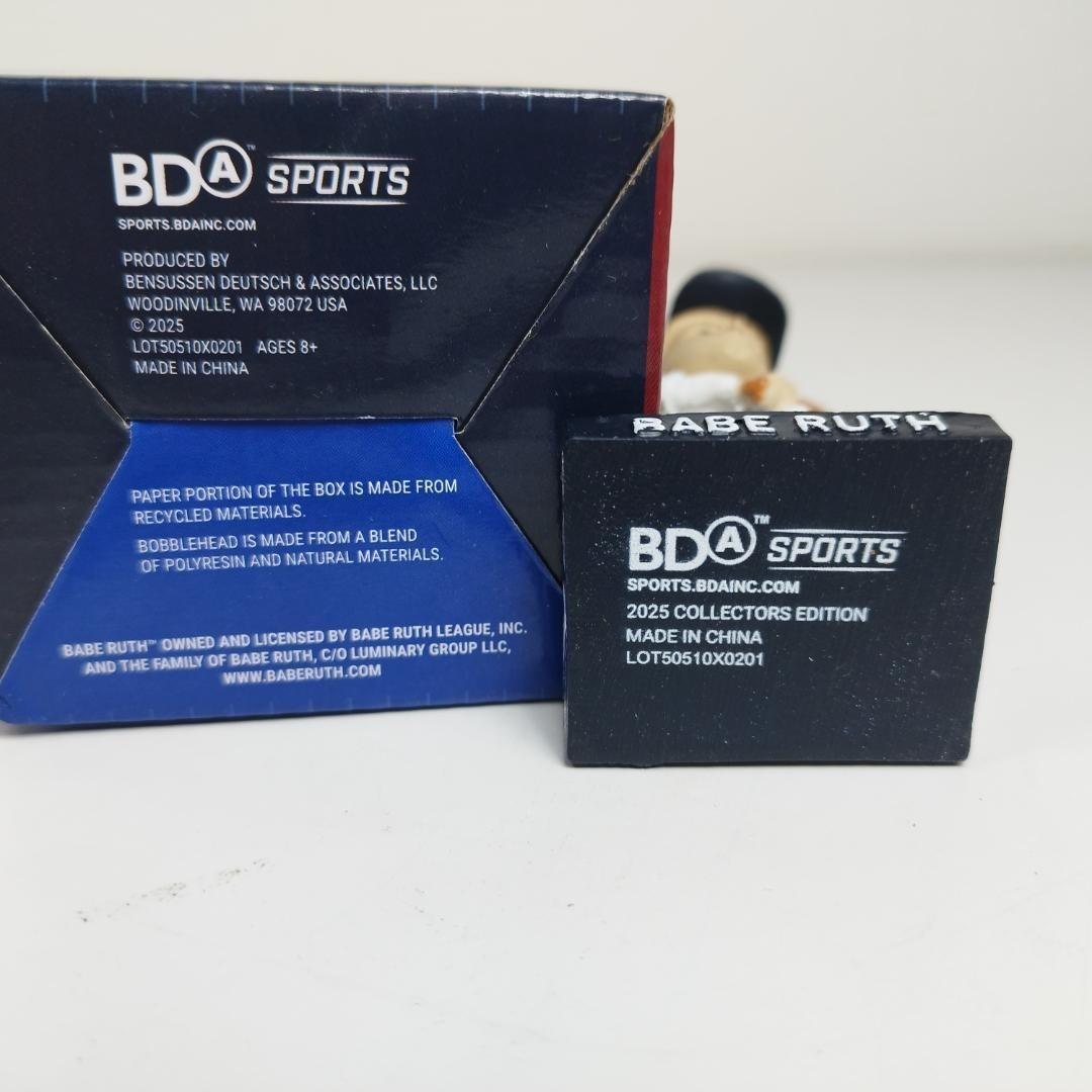 ベーブルース ヤンキース ボブルヘッド 首振り人形 バブルヘッド 新品 h505