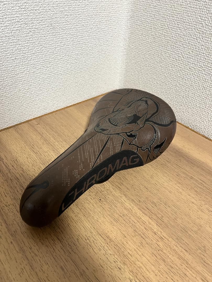 クロマグ　ダートジャンプ用サドル　Chromag.