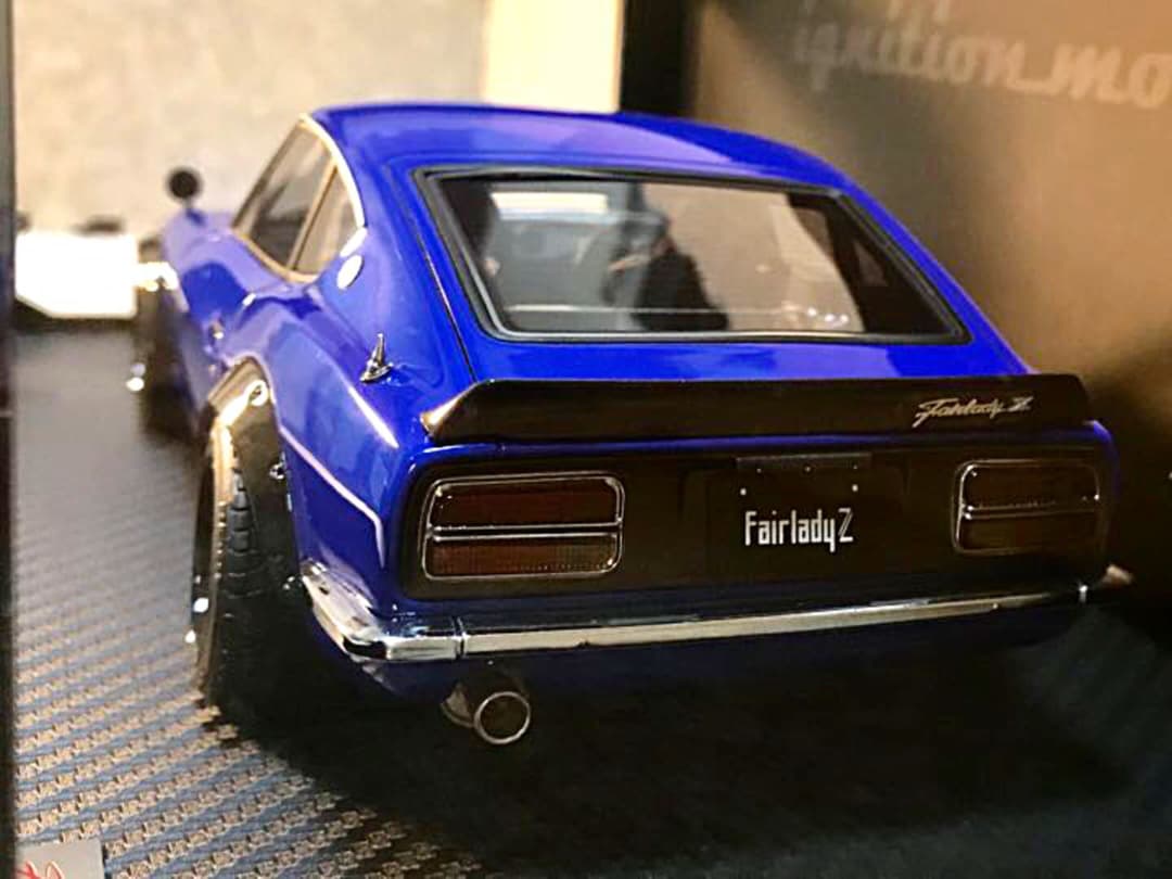 イグニッションモデル 1/18 フェアレディZ (S30) ブルー スターロード