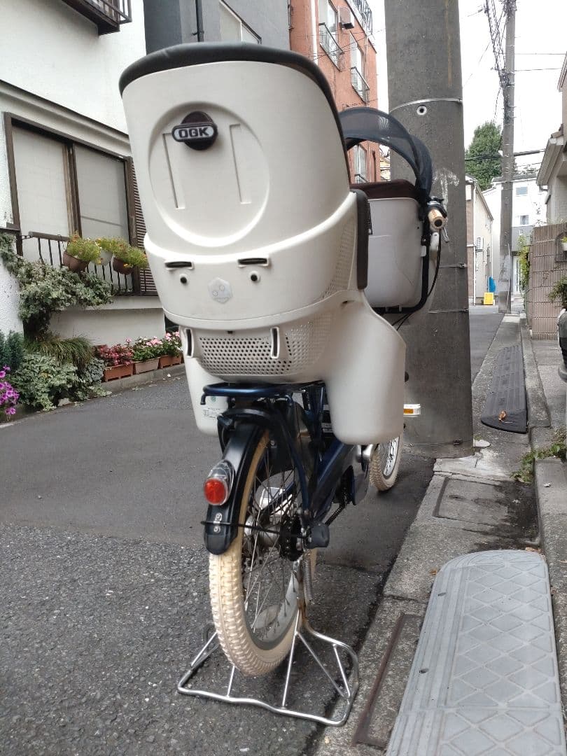 配送可★直接引渡可カスタム【ギュットミニ】電動アシスト自転車子供乗３人