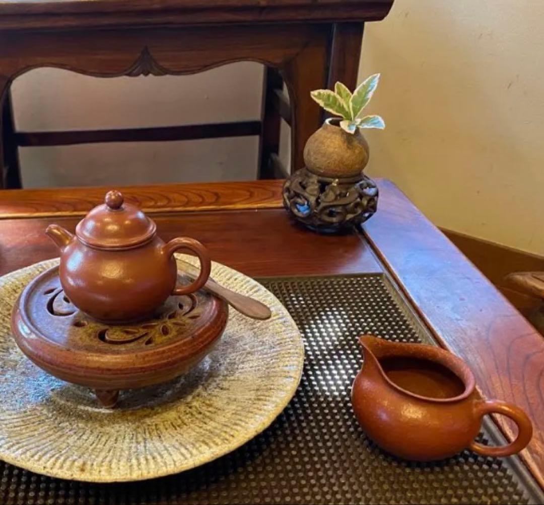 ヴィンテージ　美品アイアン製　ミニ鉢台　２個セット　 水耕育苗用ビーカー付　レア