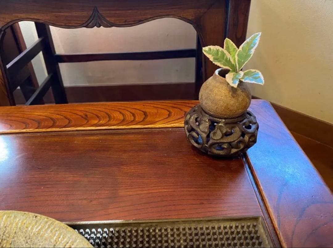 ヴィンテージ　美品アイアン製　ミニ鉢台　２個セット　 水耕育苗用ビーカー付　レア