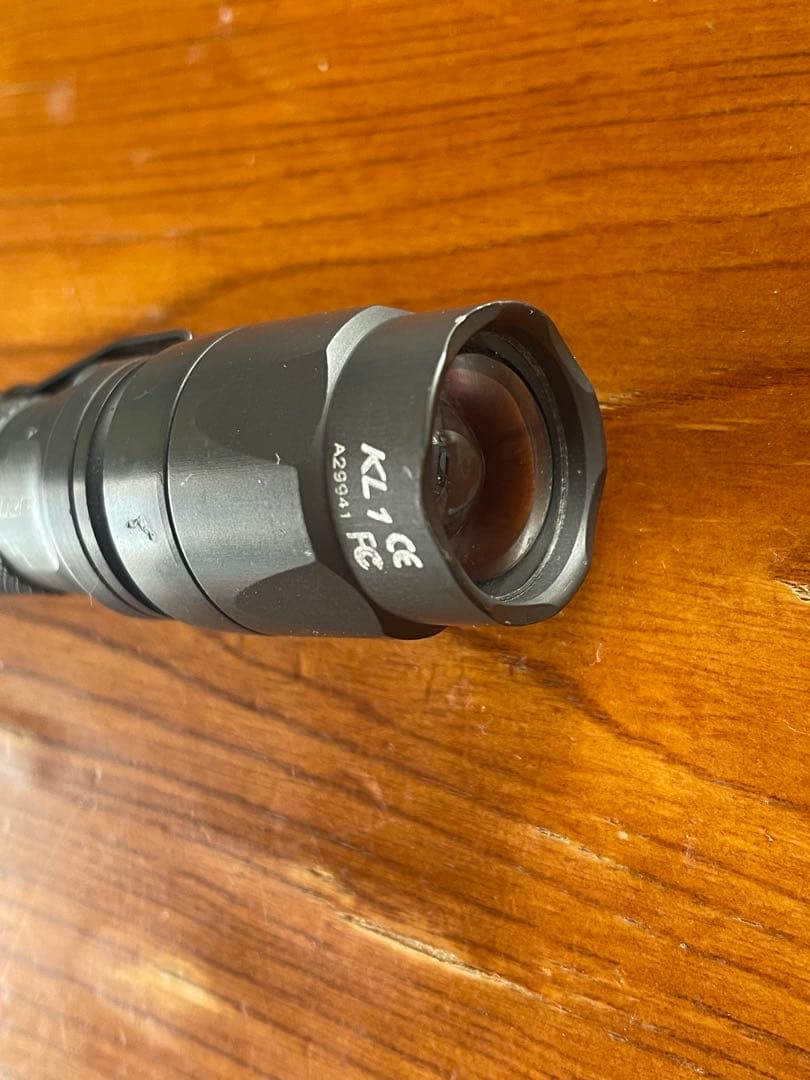 SUREFIRE アウトドアーズマン、中古