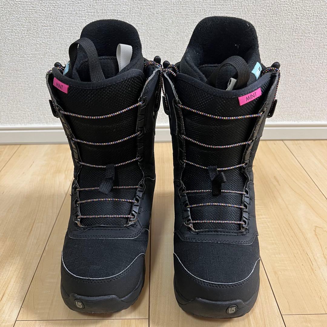 【美品_即日発送】BURTON スノボMINT-ASIAN FIT 22.0cm