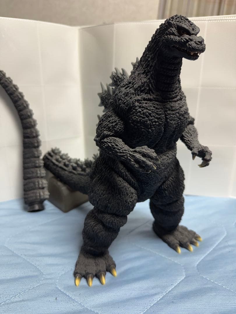 東宝30cmシリーズ 酒井ゆうじ造形コレクション ゴジラ1992 丹沢進撃