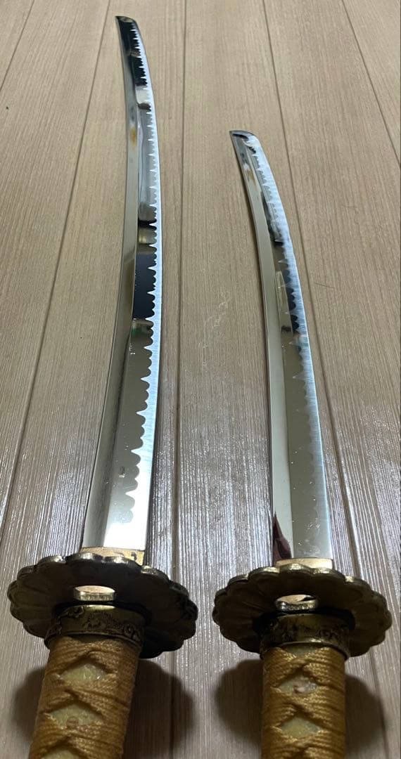 ポメ　模造刀　居合刀　太刀　脇差　刀掛け　武具　X098