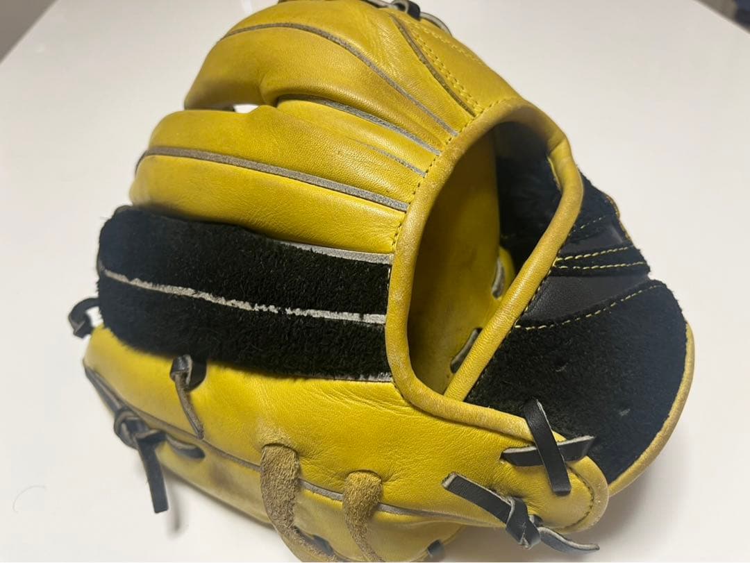 ハイゴールド軟式野球グローブ 黒/黄色