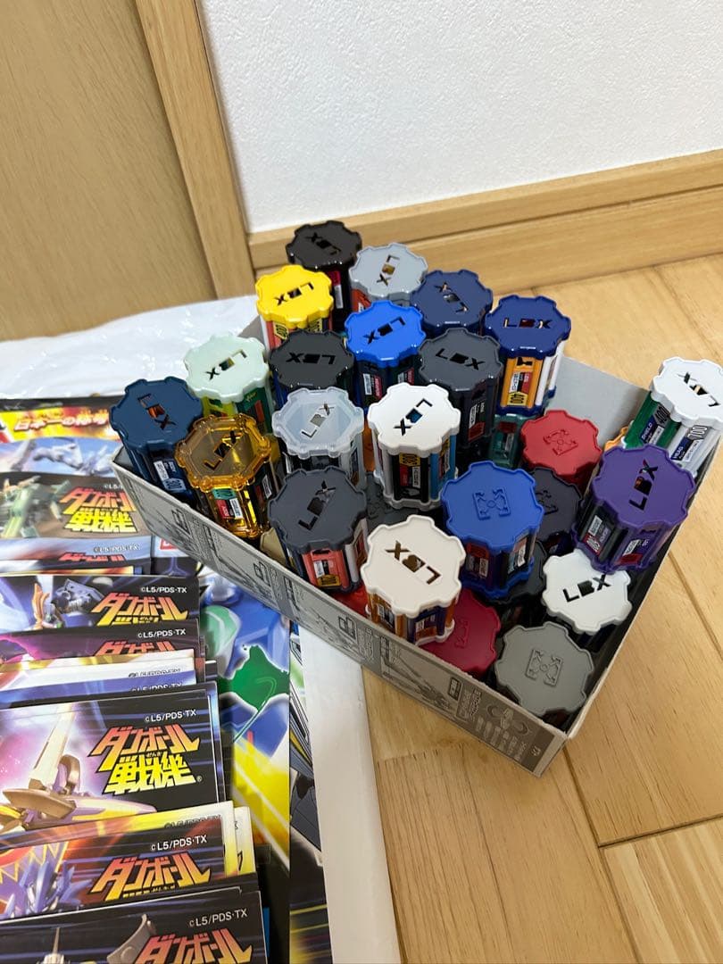ダンボール戦機　LBX 約50体まとめ売り　上箱付き　説明書付き
